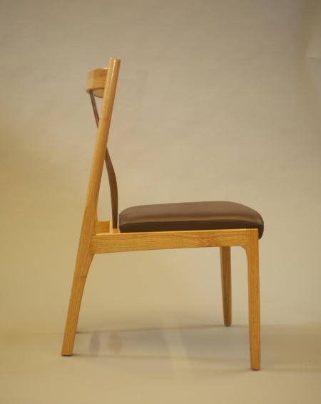 Reverse Chair