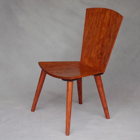 Akira Dining chair with 4 legs